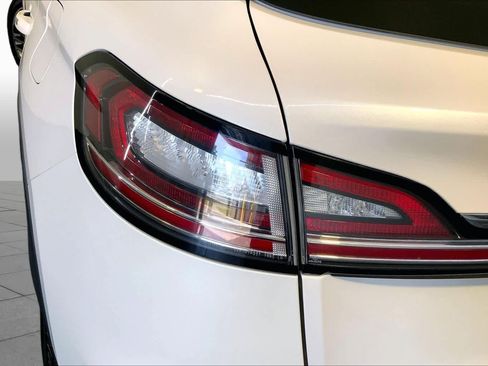 Used 2019 Lincoln Nautilus Reserve AWD/4WD image 28