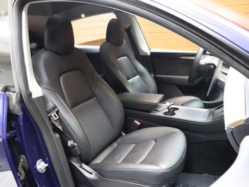 Used 2023 Tesla Model Y Long Range image 49