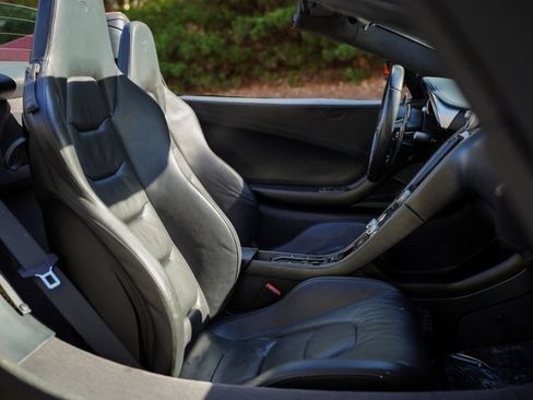 Used 2016 McLaren 650S Spider image 27