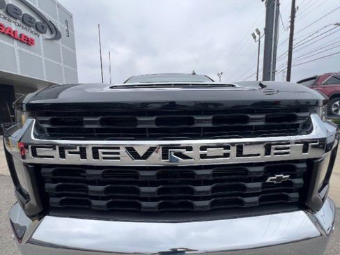 Used 2020 Chevrolet Silverado 2500 LT w/ Texas Edition RWD image 15