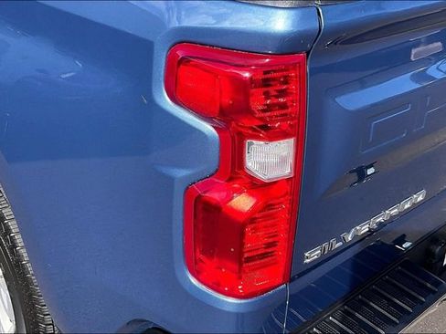 Used 2024 Chevrolet Silverado 1500 LT RWD image 29