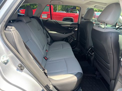 Certified 2025 Subaru Outback Limited AWD/4WD image 27