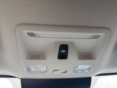 New 2025 Ford Maverick XLT w/ XLT Luxury Package image 23