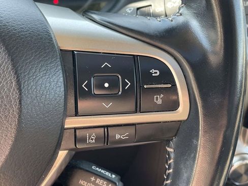Used 2021 Lexus GX 460 w/ Accessory Package AWD/4WD image 15