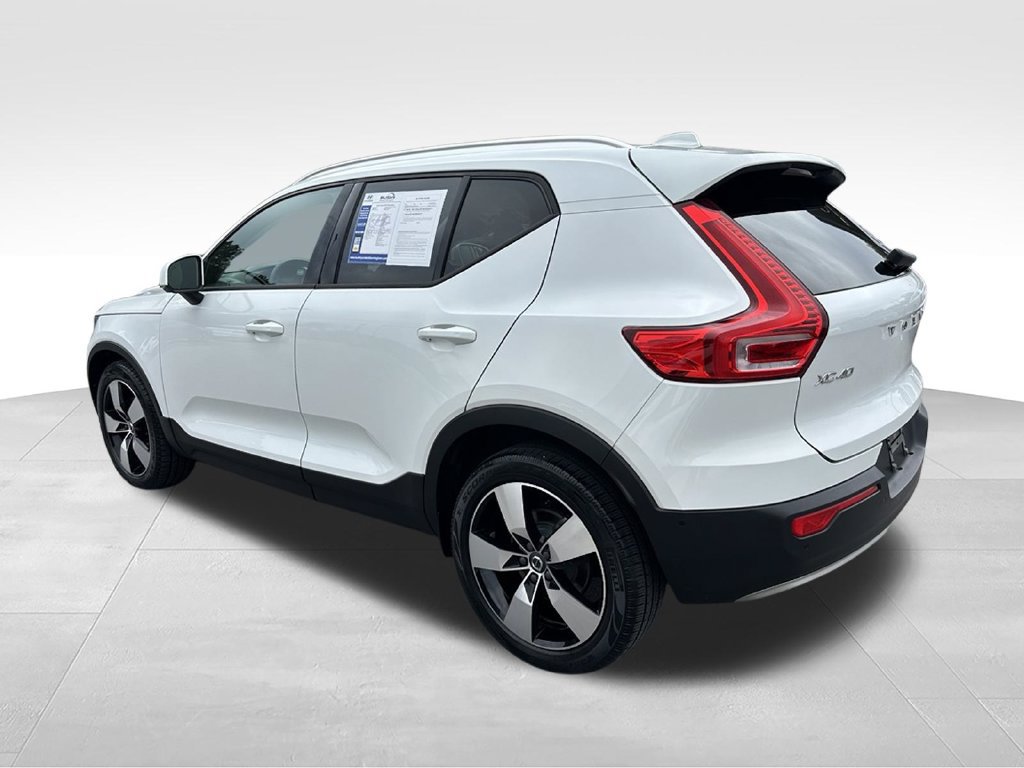 Used 2019 Volvo XC40 T5 Momentum AWD/4WD image 5