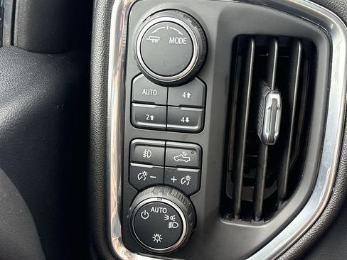 Certified 2021 Chevrolet Silverado 1500 RST image 33