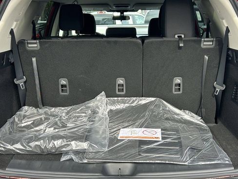 New 2026 Nissan Pathfinder SV image 19