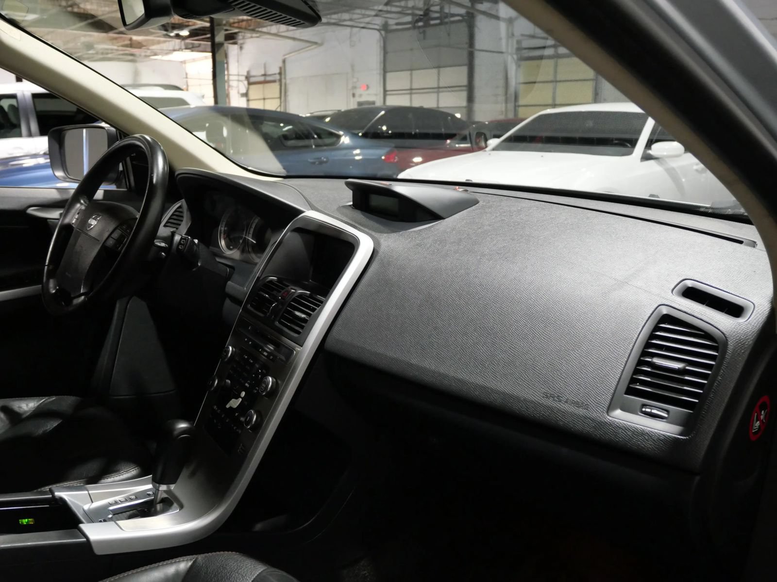 Used 2010 Volvo XC60 T6 AWD/4WD image 10