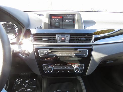 Used 2018 BMW X1 sDrive28i w/ Convenience Package image 26