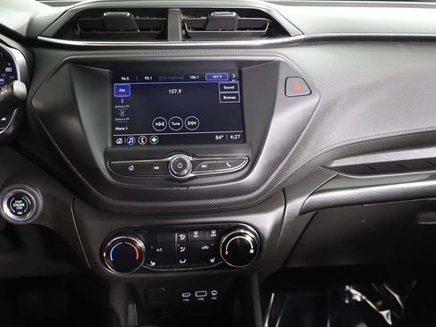Used 2022 Chevrolet TrailBlazer LT w/ Confidence II Package FWD image 43