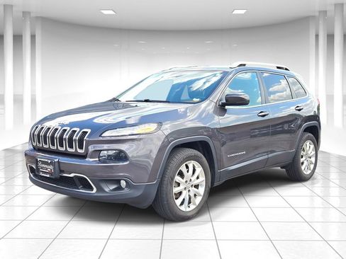 Used 2015 Jeep Cherokee Limited w/ Trailer Tow Group AWD/4WD image 7