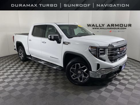 Used 2023 GMC Sierra 1500 SLT w/ SLT Premium Plus Package image 1