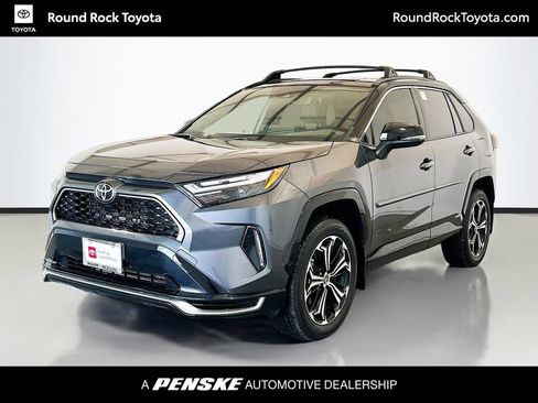 Used 2025 Toyota RAV4 XSE AWD/4WD image 1