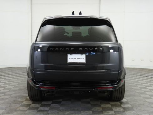 New 2025 Land Rover Range Rover SE image 6