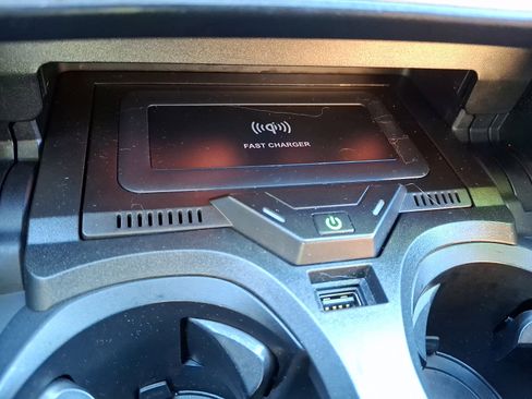 Used 2022 BMW 330i xDrive Sedan w/ M Sport Package image 26