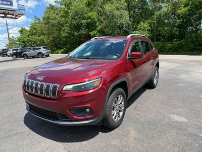 Used 2019 Jeep Cherokee Latitude Plus w/ Comfort/Convenience Group