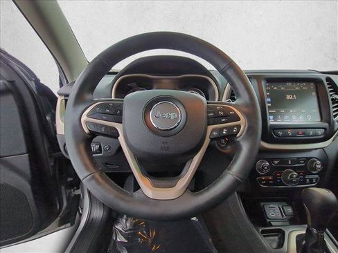 Used 2014 Jeep Cherokee Limited w/ Technology Group FWD image 29