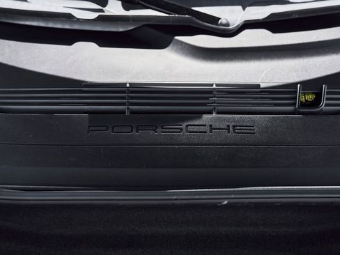 Used 2019 Porsche 911 GT3 RS RWD image 18