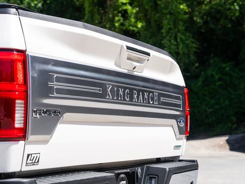 Used 2018 Ford F150 King Ranch w/ Equipment Group 601A Luxury AWD/4WD image 22