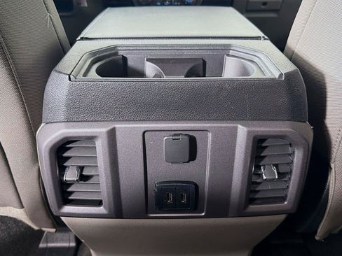 Used 2018 Ford F150 XLT w/ Equipment Group 302A Luxury AWD/4WD image 28