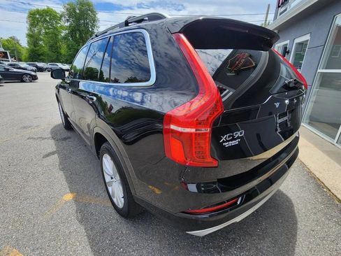 Used 2016 Volvo XC90 T6 Momentum w/ Momentum Plus Package AWD/4WD image 7