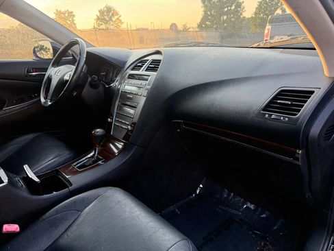 Used 2011 Lexus ES 350 FWD image 17
