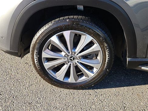 Used 2020 Mercedes-Benz GLE 450 4MATIC w/ Premium Package image 7