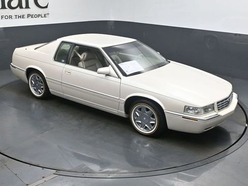 Used 2000 Cadillac Eldorado ESC w/ Comfort/Convenience Pkg FWD image 42