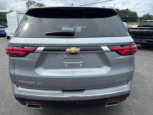 Used 2023 Chevrolet Traverse Premier AWD/4WD image 6
