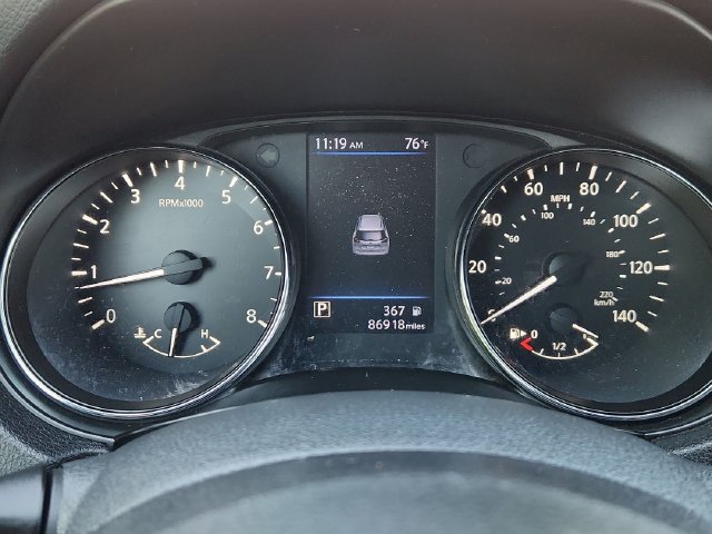 Used 2018 Nissan Rogue SV AWD/4WD image 40