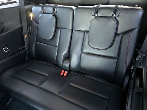 Used 2024 Ford Explorer ST-Line w/ Class IV Trailer Tow Package image 35