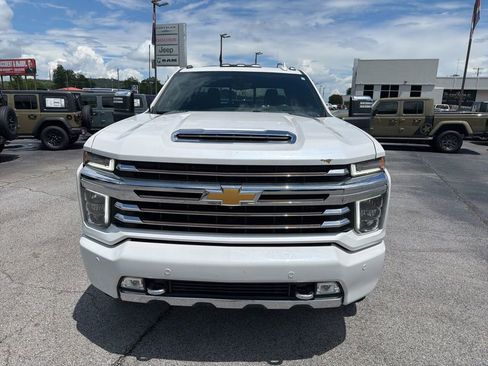 Used 2021 Chevrolet Silverado 2500 High Country w/ Z71 Off-Road Package AWD/4WD image 2