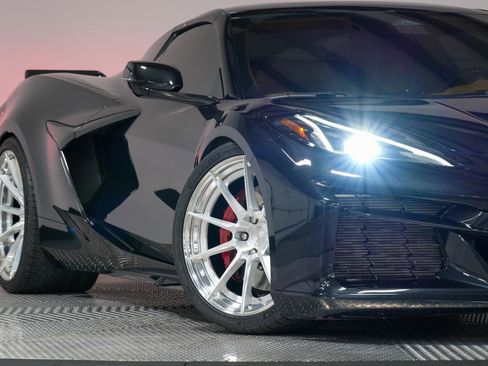 Used 2024 Chevrolet Corvette Z06 image 2