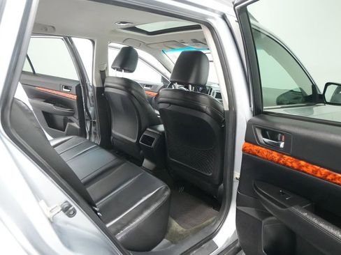 Used 2012 Subaru Outback 2.5i Limited w/ Moonroof Pkg image 26