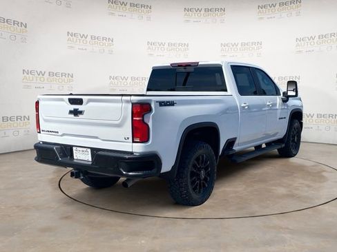 Used 2025 Chevrolet Silverado 2500 LT w/ Trail Boss Package AWD/4WD image 5