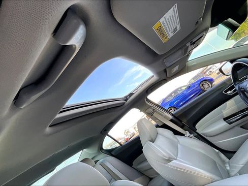 Used 2018 Acura TLX image 24
