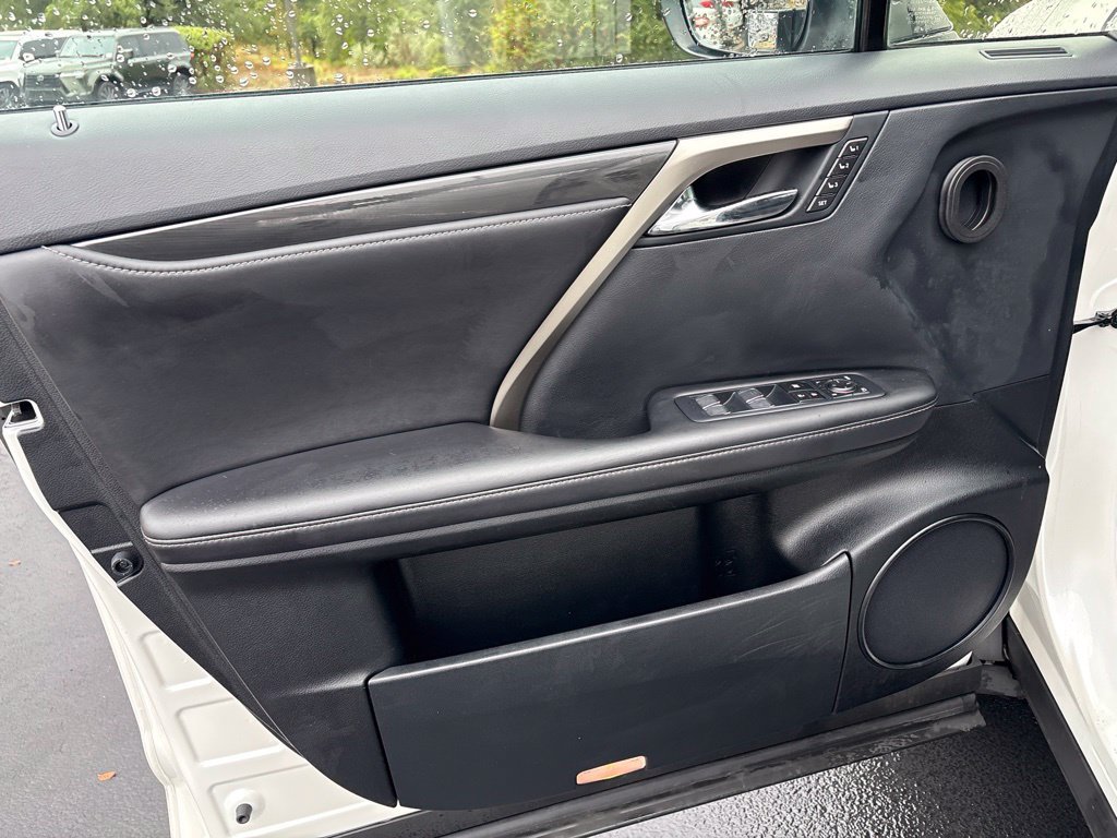 Used 2019 Lexus RX 350L AWD w/ Accessory Package image 11