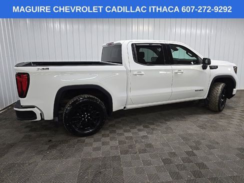 Used 2022 GMC Sierra 1500 Elevation w/ X31 Off-Road Package AWD/4WD image 3