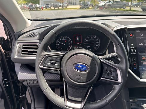 Certified 2025 Subaru Ascent Premium AWD/4WD image 18