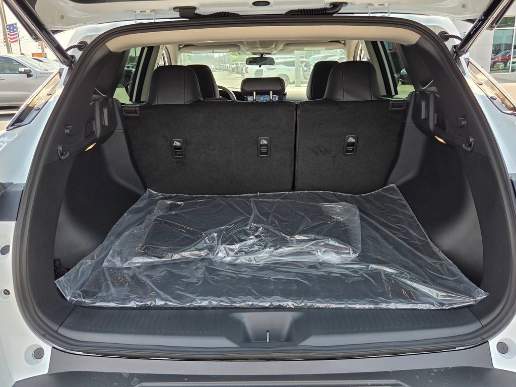 New 2026 Nissan Murano SV AWD/4WD image 9