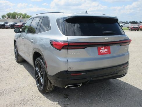 New 2026 Buick Enclave Sport Touring image 10