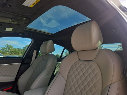 Used 2023 Genesis G70 3.3T w/ Sport Prestige Package image 21