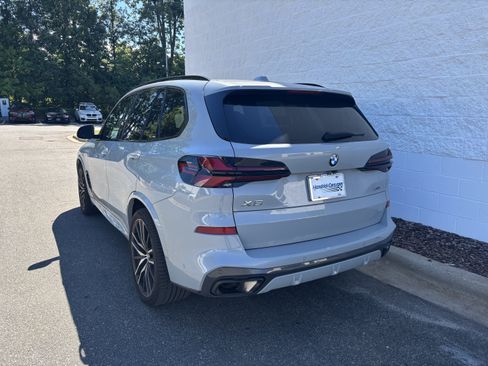 Used 2024 BMW X5 xDrive40i w/ M Sport Package AWD/4WD image 14