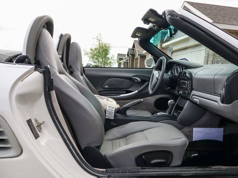 Used 2003 Porsche Boxster S RWD image 25