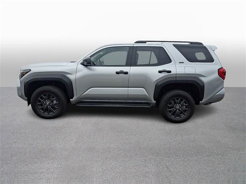 Used 2025 Toyota 4Runner SR5 image 7