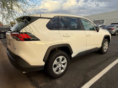 Used 2025 Toyota RAV4 LE FWD image 4