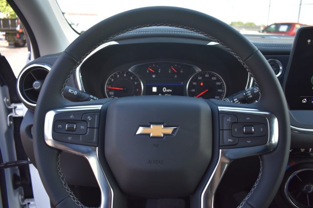 New 2026 Chevrolet Blazer LT w/ Sound & Technology Package AWD/4WD image 31