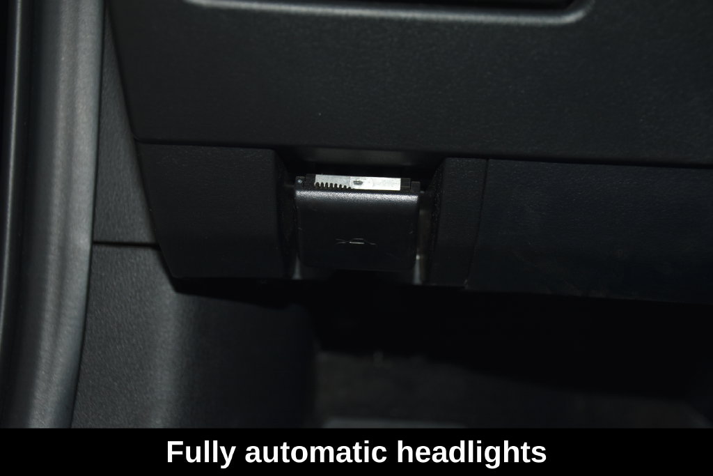 Used 2024 MAZDA MAZDA3 s FWD image 13