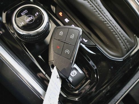 New 2026 GMC Canyon Elevation w/ Convenience Package image 22