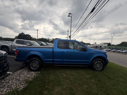 Used 2020 Ford F150 XLT w/ Equipment Group 302A Luxury AWD/4WD image 6